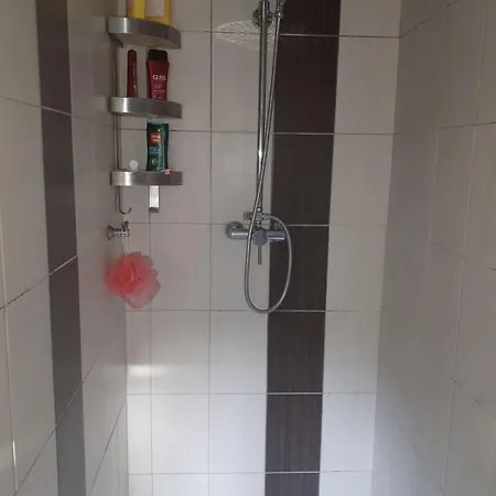 Maison Au Calme Sur Grand Terrain Avec Piscine *